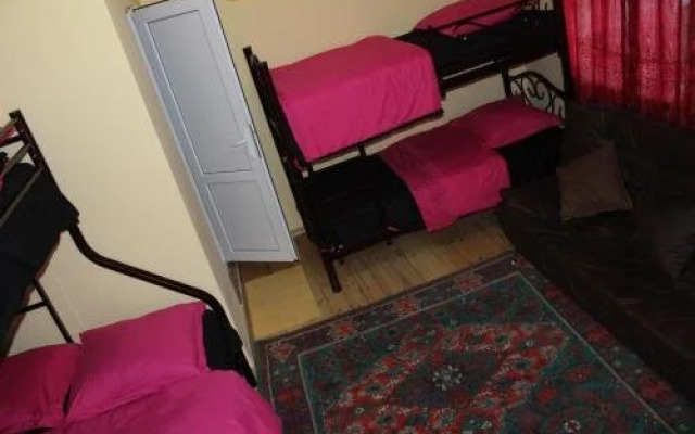 V&M Kazbegi Guesthouse