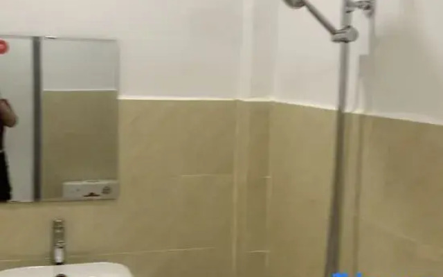 Motel Mys Dung as  Motel Lavie