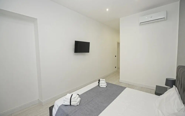 JOIVY Stylish 3-bed flat near the Genoa Aquarium
