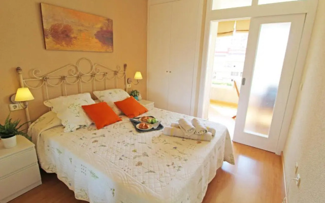 1a línea Playa San Juan. Vistas. Piscina. BBQ. Gym