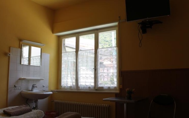 Albergo-Ristorante San Giovanni — 1-star hotel in Bellinzona