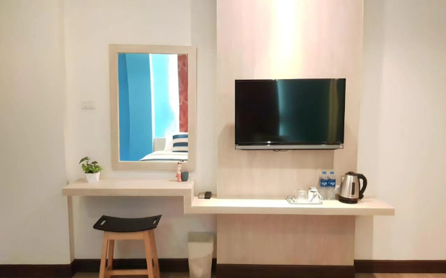 iCheck inn Chill Patong