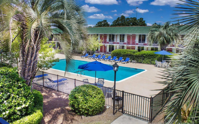 Drury Plaza Hotel North Charleston