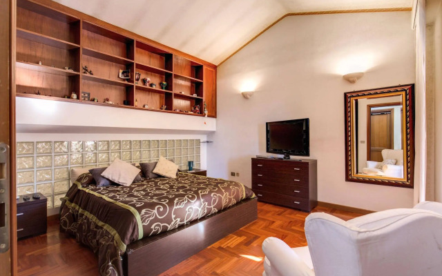 Suite in Rome Historic