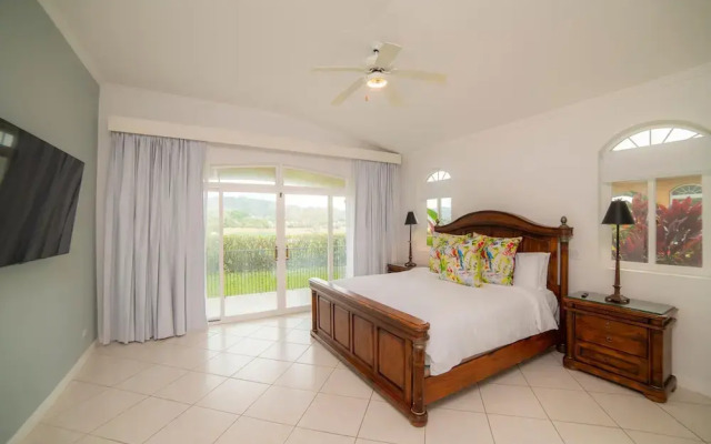 Colina 5E 2 bdr 2 Bath