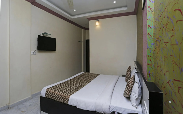 OYO Rooms 091 Hadi Rani Circle