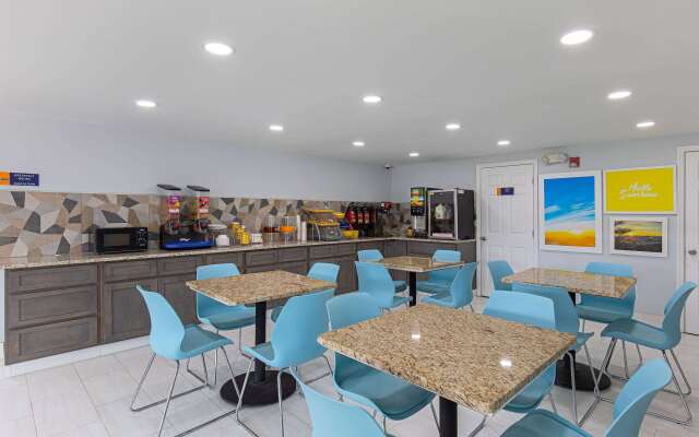 Days Inn by Wyndham Knoxville North