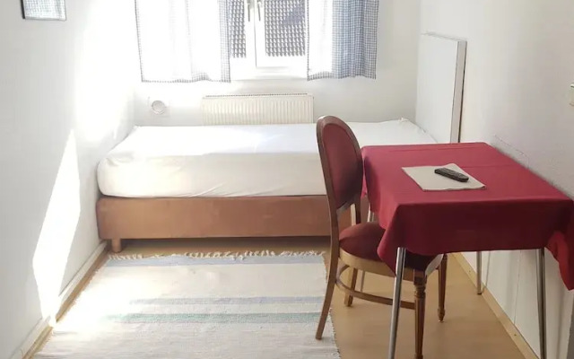 Hotel - Pension - Weller