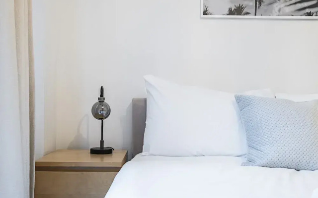 Leonard Street Apartment