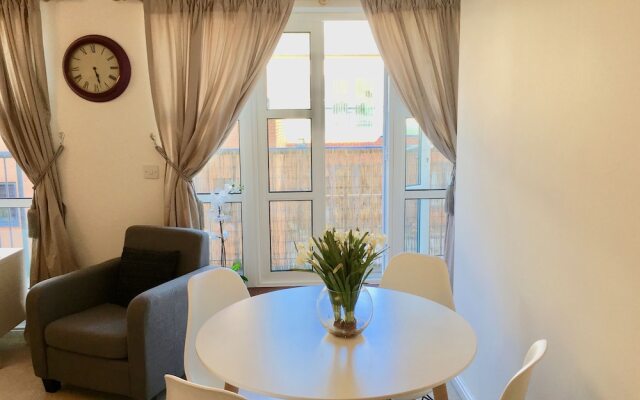 City Pad with balcony and secure parking