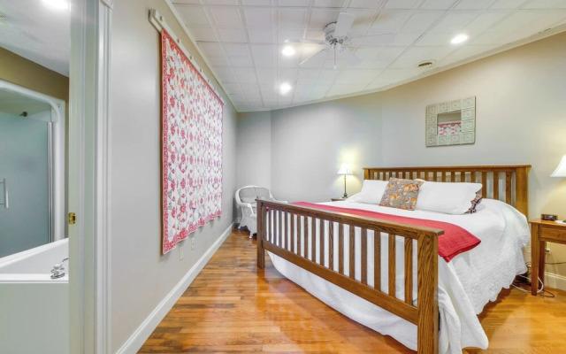 Amish Country Getaway w/ Pastoral Views!