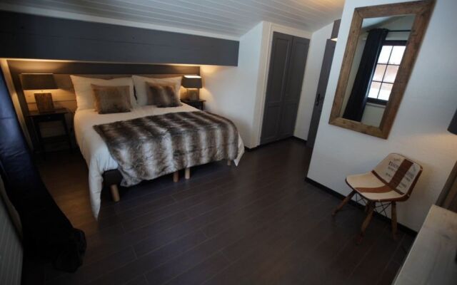 Champoussin Lodge