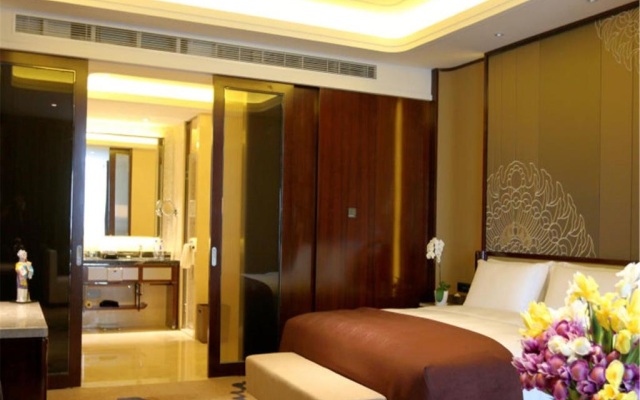 Grand Skylight International Hotel