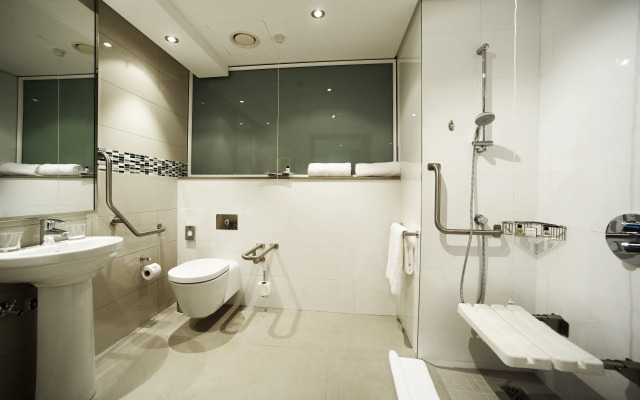 Holiday Inn Mauritius Mon Tresor by IHG