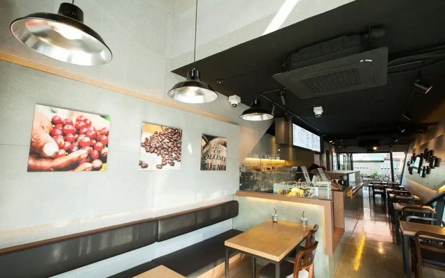 Mir Guesthouse - Hostel