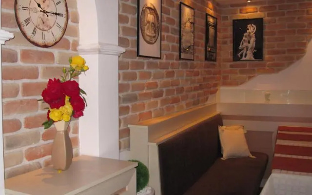 Family Hotel Apolonia