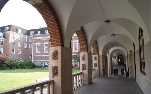 Goodenough College