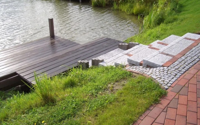 Stella Maris Modern Retreat