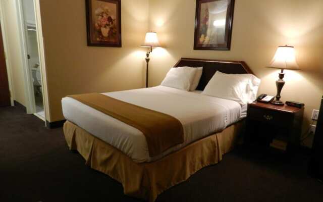 Luxury Inn & Suites