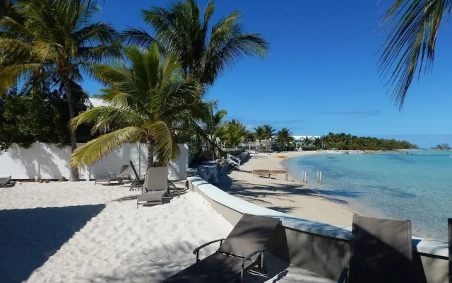 Rhumcay Exuma Beach Resort