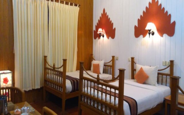 Manaw Thukha Hotel