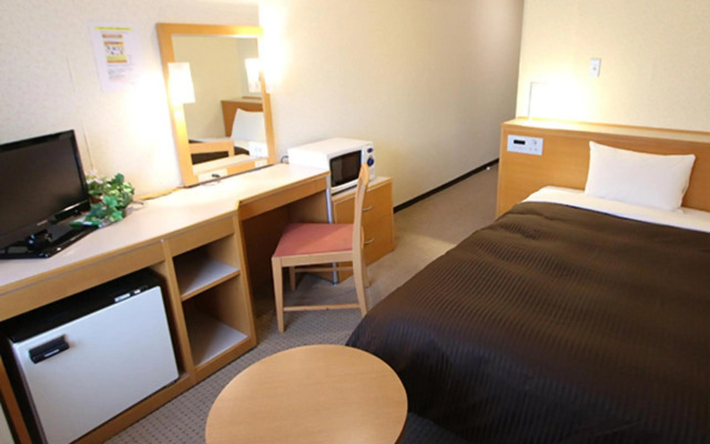 HOTEL LiVEMAX Yokohama Kannai