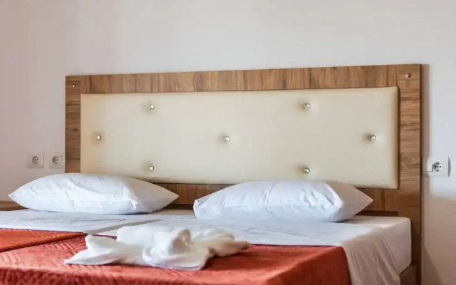 Hillside Apartment Gjirokast r