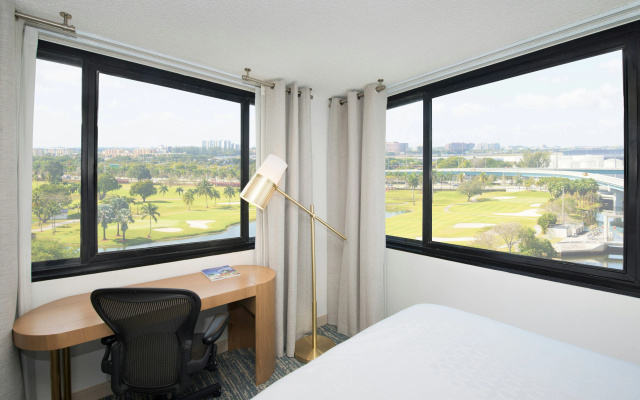 Sheraton Miami Airport Hotel & Executive Meeting Center - Image 7