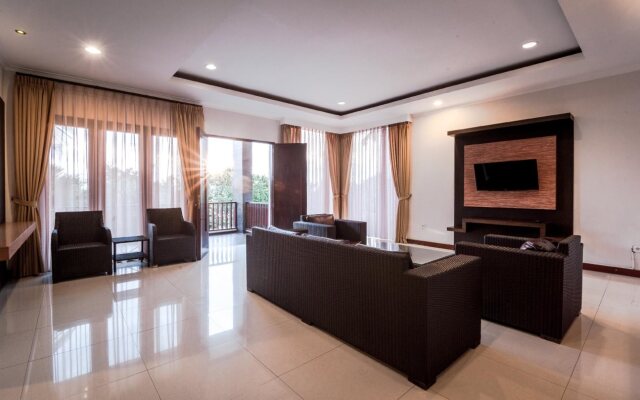 Surya Kencana Seaside Hotel