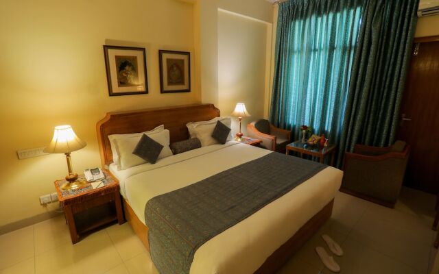 Hotel Classic Residency