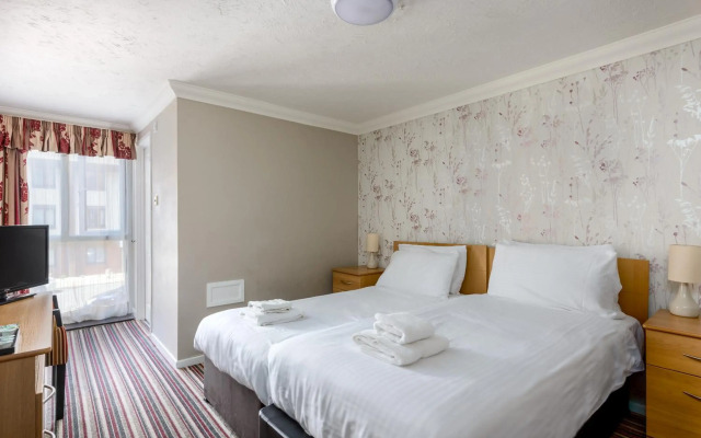 Russell Hotel