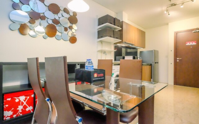 Good Deal And Strategic 1Br L'Avenue Apartment