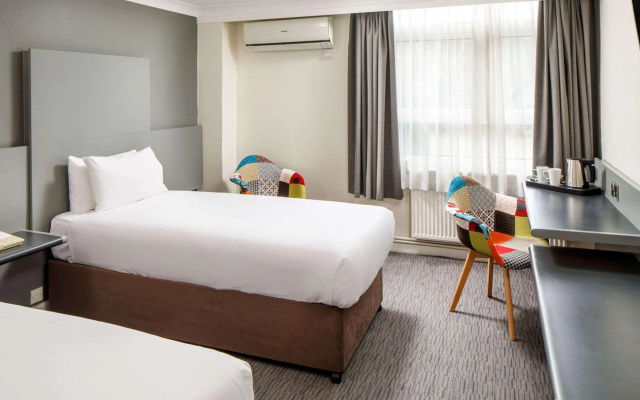 Mercure Chester Abbots Well Hotel - Image 6