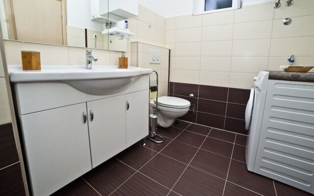 Split Apartments Peric