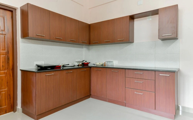 OYO 24016 Home Valley View 2BHK Sulthan Bathery