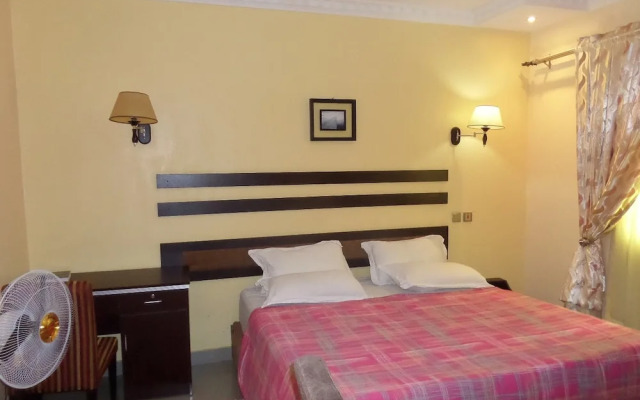 Spring Hill Hotel
