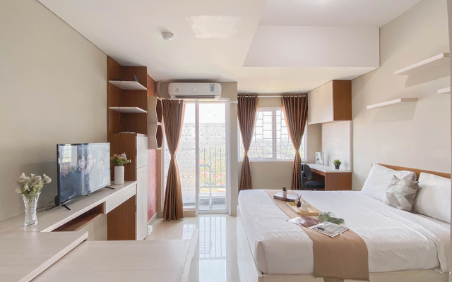 Minimalist Style Studio At Royal Sentul Park Apartment – Guest Rooms – Kadumangu