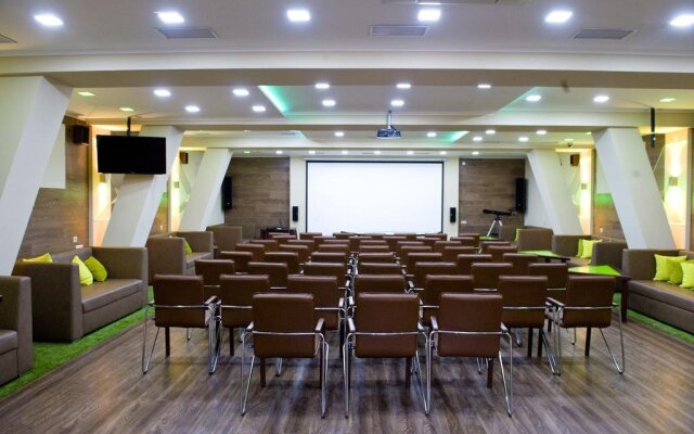 Отель «Таор Карпаты»