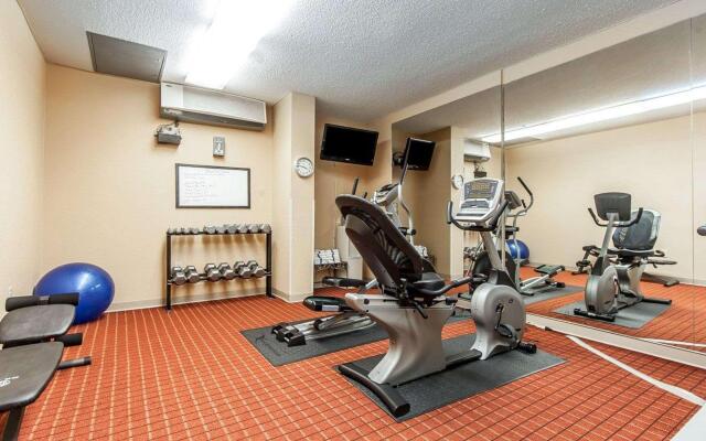 Mainstay Suites Knoxville Airport
