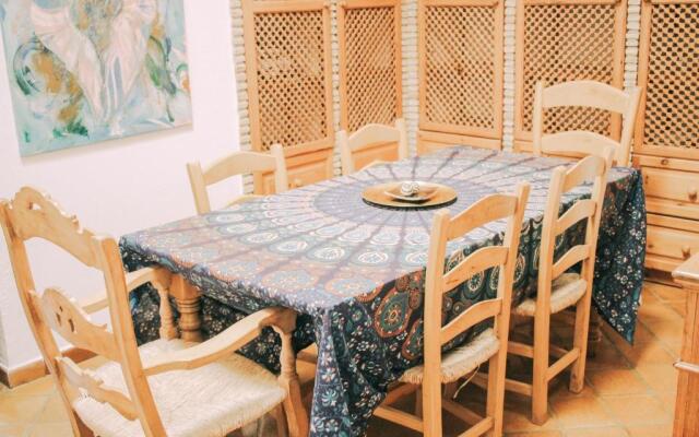 La Duquesa Guest House