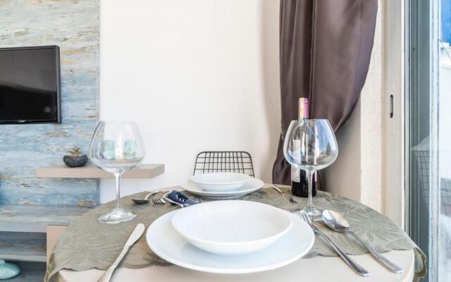 Seafront Flat With Fascinating Sea View in Bodrum