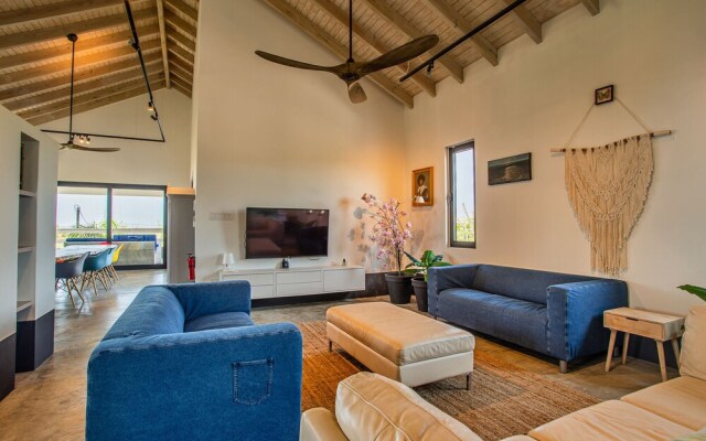 Luxurious Ocean View Getaway!