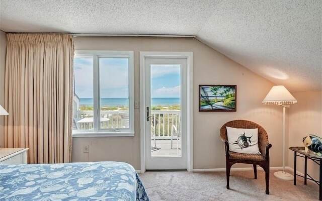 Turtleback 09 3 Bedroom Villa by RedAwning