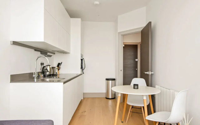 Comfy One Bedroom Apartment in Harrow