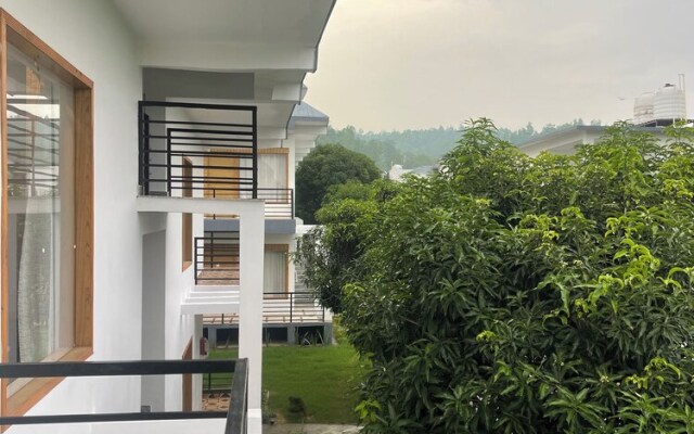 The White Oak Corbett Spa & Resort