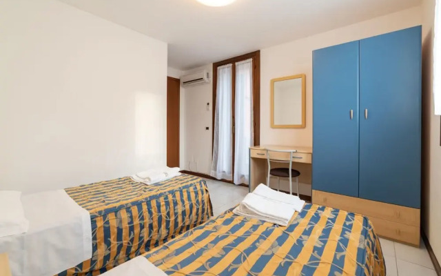 Villa in Albarella With Private Pool & Beach