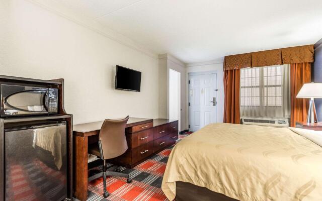 Quality Inn & Suites Airport
