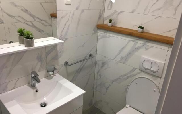 Paradise Stone Apartments