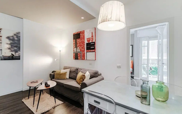 MyHomeInComo - Art Design Suites