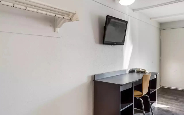 Rodeway Inn & Suites Fenton